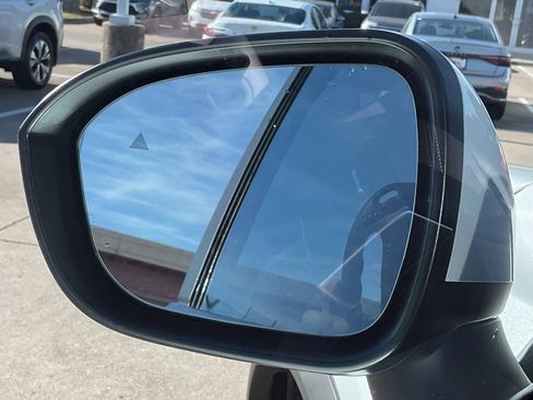 New 2025 Nissan Rogue SV w/ SV Premium Package image 10