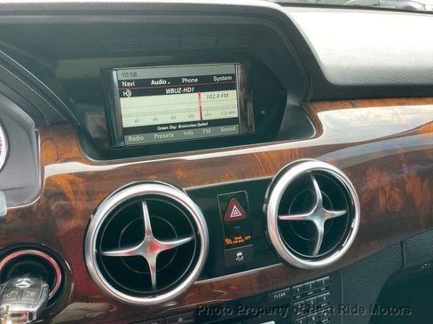 Used 2015 Mercedes-Benz GLK 350 2WD image 21