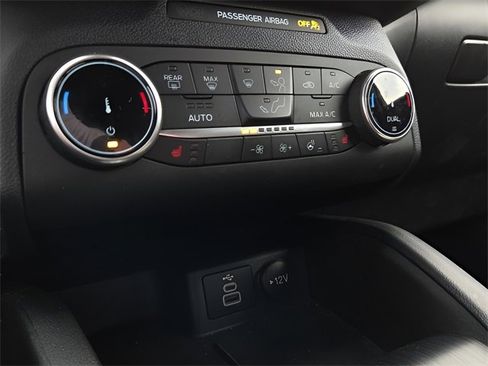 Used 2025 Ford Escape ST-Line Elite w/ Class II Trailer Tow Package image 29