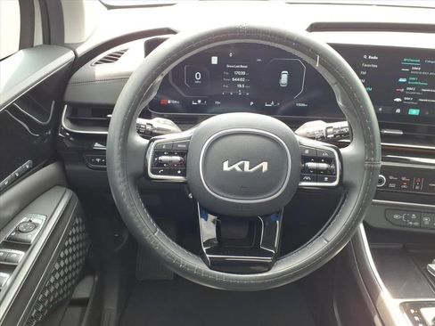 Used 2025 Kia Carnival SX Prestige FWD image 23