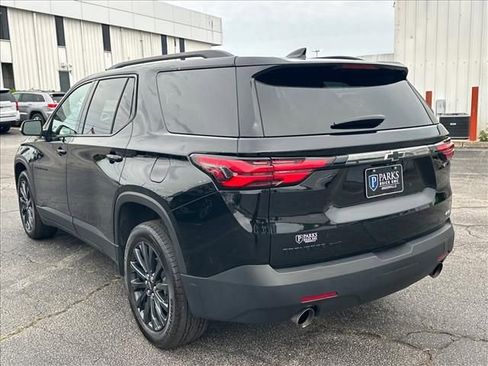 Certified 2023 Chevrolet Traverse RS w/ LPO, Floor Liner Package AWD/4WD image 8