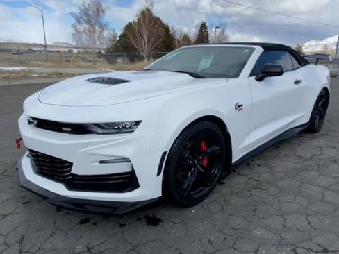 Used 2023 Chevrolet Camaro SS image 4