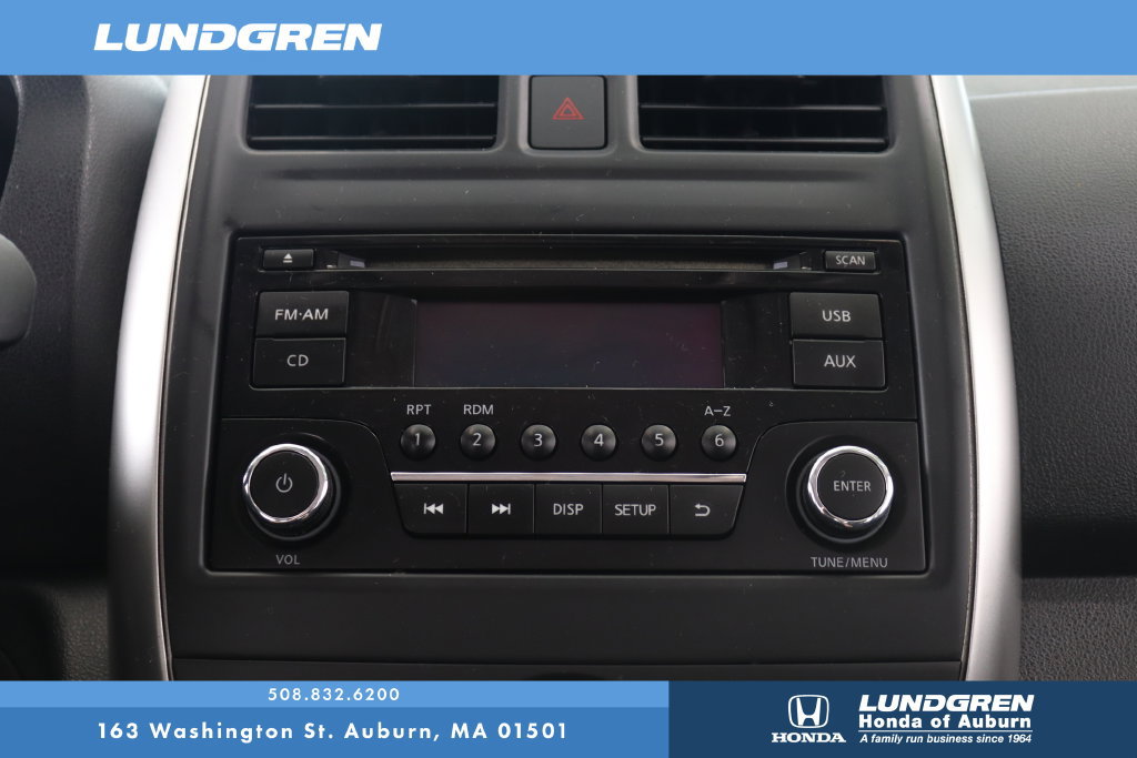 Used 2016 Nissan Versa SV FWD image 19