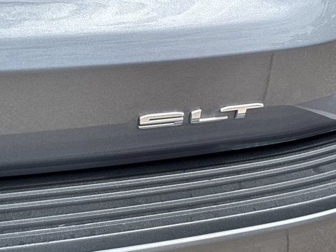 Used 2021 GMC Yukon SLT w/ SLT Premium Package AWD/4WD image 6