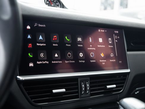 Certified 2023 Porsche Cayenne image 25