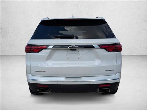 Used 2023 Chevrolet Traverse Premier image 6