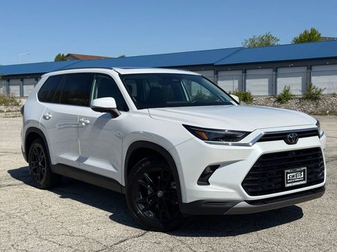 Used 2024 Toyota Grand Highlander AWD Hybrid image 4