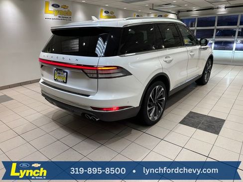 Used 2020 Lincoln Aviator Reserve w/ Equipment Group 202A image 33