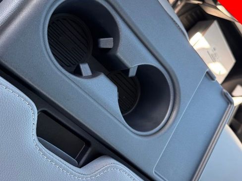 New 2025 Ford F250 XL w/ XL Chrome Package image 22