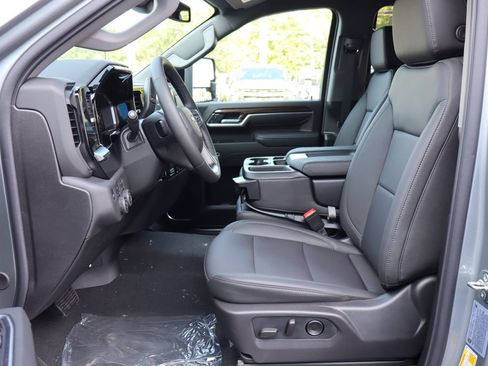 New 2026 Chevrolet Silverado 2500 LT w/ All Star Edition AWD/4WD image 5