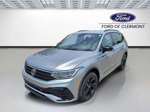 Used 2024 Volkswagen Tiguan SE R-Line FWD image 2