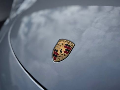 Used 2018 Porsche 911 Carrera 4S AWD/4WD image 31