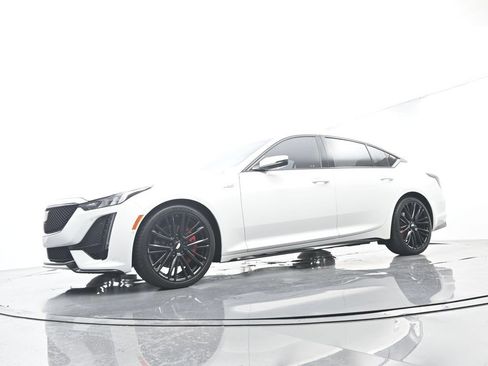 Used 2022 Cadillac CT5 V w/ Platinum Package RWD image 45
