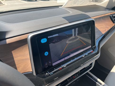 New 2026 Volkswagen Atlas SE FWD image 16