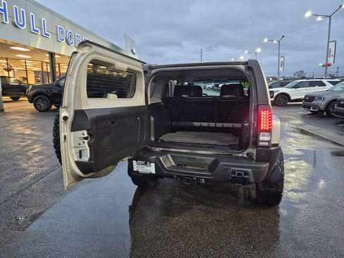 Used 2006 HUMMER H3 Base image 14