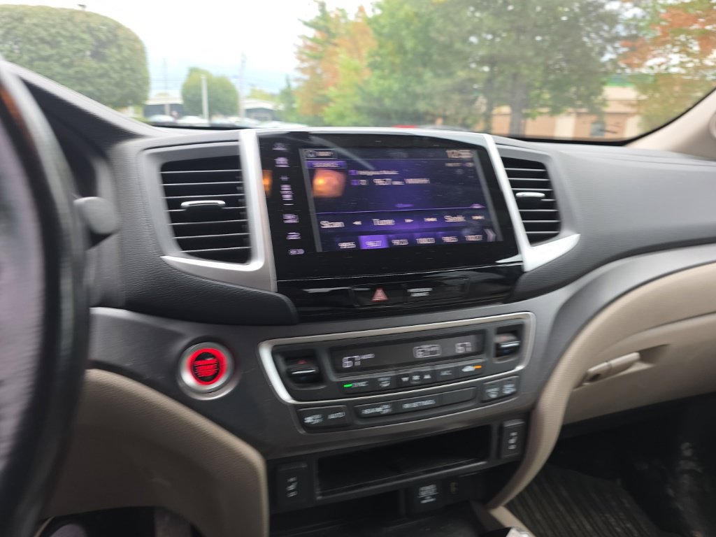 Used 2018 Honda Ridgeline RTL-T image 20