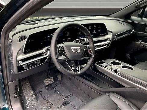 Certified 2024 Cadillac Lyriq Sport w/ LPO, Floor Liner Package AWD/4WD image 17