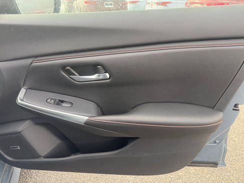 Certified 2025 Nissan Sentra SR w/ SR Premium Package image 29