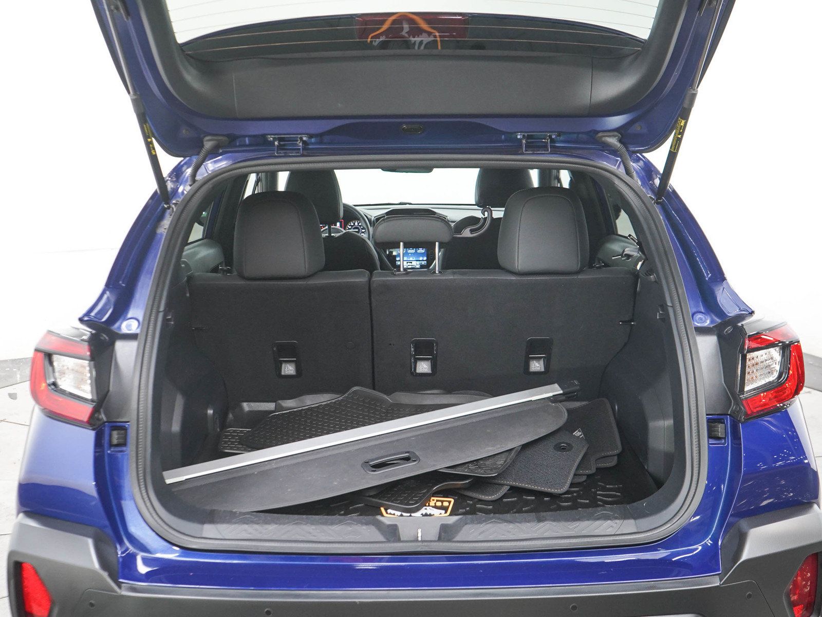 Used 2024 Subaru Crosstrek 2.5i Wilderness w/ Crosstrek Mirror Package AWD/4WD image 16