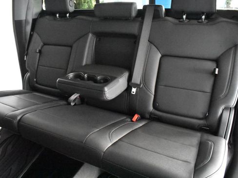 Used 2025 GMC Sierra 1500 Elevation w/ Elevation Premium Package image 32