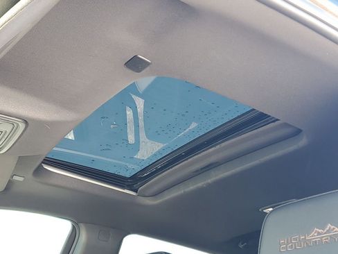 Used 2024 Chevrolet Silverado 2500 High Country w/ Technology Package image 21