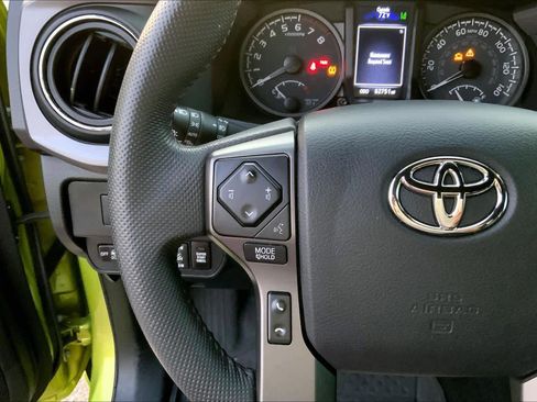 Used 2023 Toyota Tacoma TRD Off-Road w/ Advanced Technology Package AWD/4WD image 23
