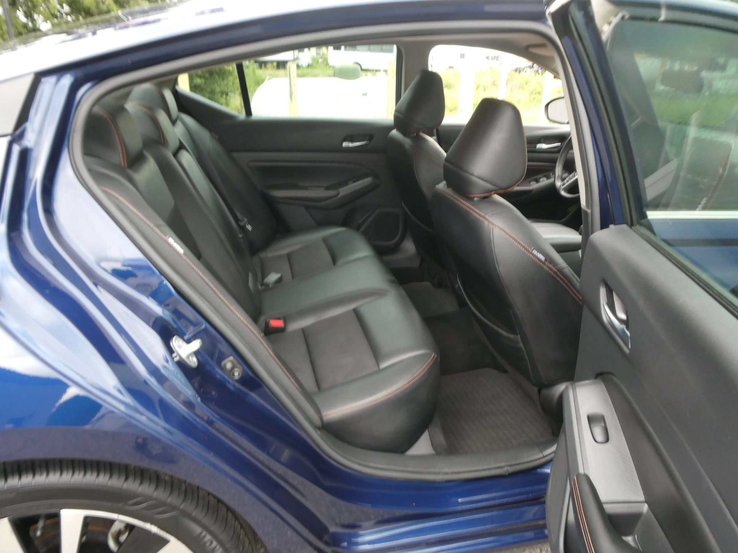 Used 2021 Nissan Altima 2.5 SR w/ SR Premium Package FWD image 29