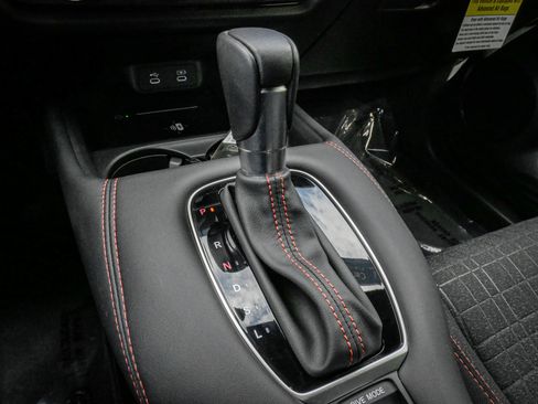 Certified 2026 Honda HR-V Sport image 25