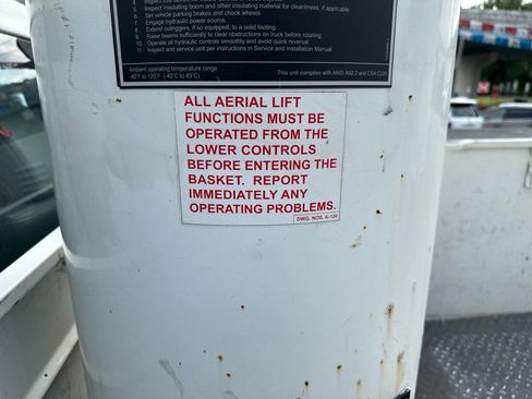 Used 2011 Ford F550 2WD Regular Cab Super Duty w/ Payload Upgrade Pkg image 34