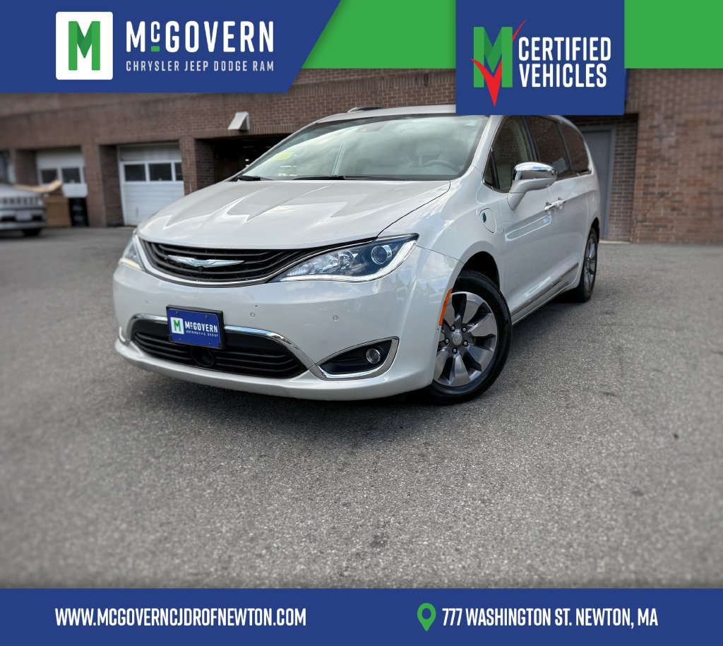 Used 2019 Chrysler Pacifica Limited w/ Advanced Safetytec Group FWD image 1
