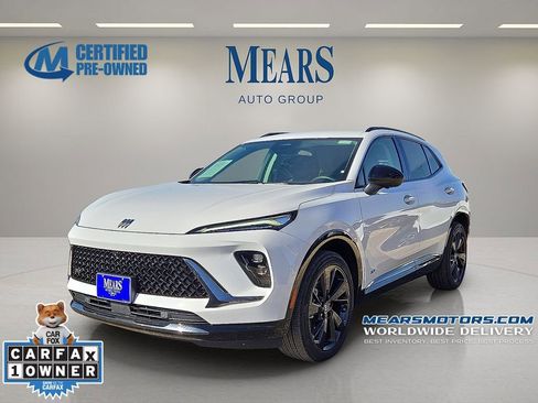 Used 2025 Buick Envision Sport Touring image 1