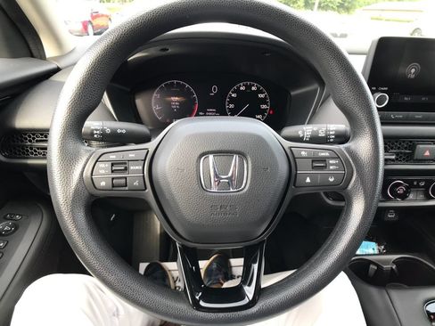 Certified 2023 Honda HR-V LX image 18