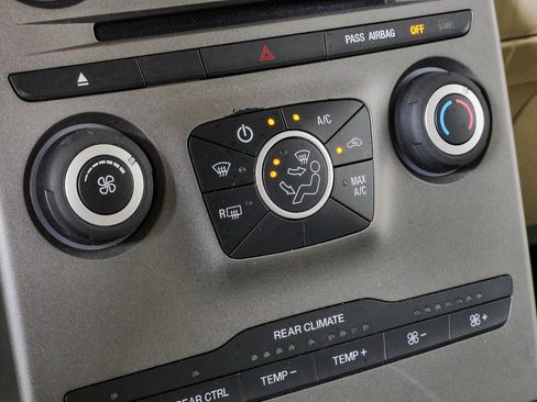 Used 2014 Ford Flex SE FWD image 15