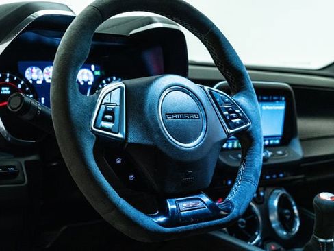 Used 2019 Chevrolet Camaro SS image 22