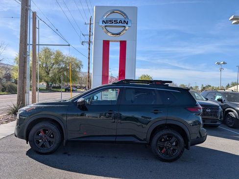 New 2026 Nissan Rogue SV AWD/4WD image 2