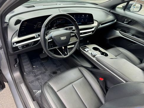 Used 2023 Cadillac Lyriq AWD image 20
