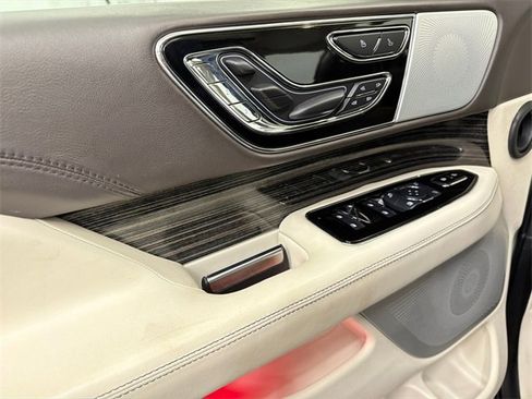 Used 2023 Lincoln Navigator L Black Label image 38