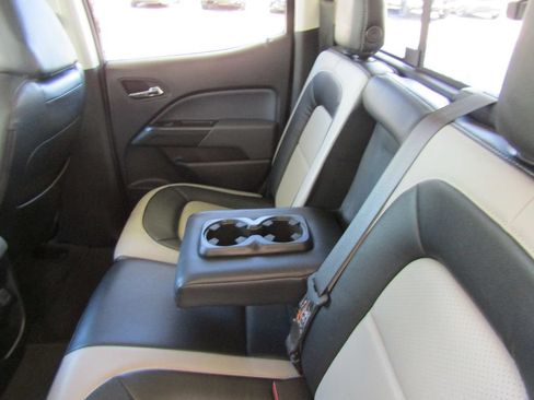 Used 2021 Chevrolet Colorado Z71 w/ Safety Package AWD/4WD image 35