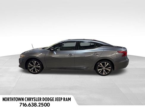 Used 2017 Nissan Maxima 3.5 SL image 2