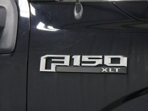 Used 2019 Ford F150 XLT w/ Equipment Group 302A Luxury AWD/4WD image 31