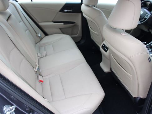 Used 2014 Honda Accord EX-L image 17