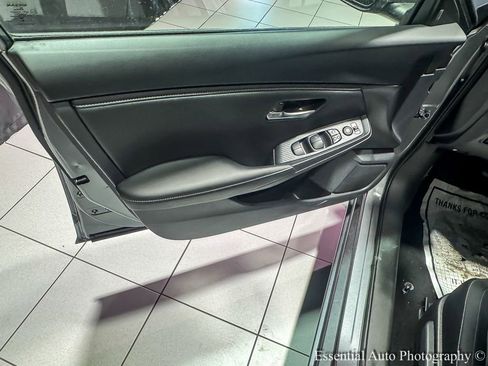 Used 2025 Nissan Sentra SV image 25