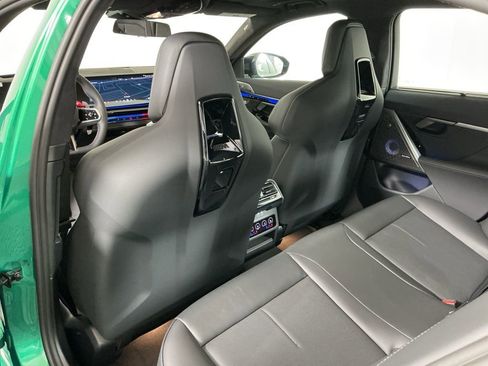 New 2026 BMW M5 w/ Executive Package image 28