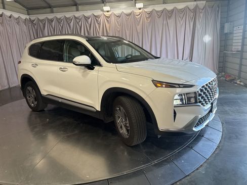 Certified 2023 Hyundai Santa Fe SEL w/ Premium Package image 3