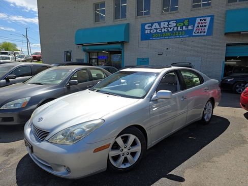 Used 2005 Lexus ES 330 FWD image 5