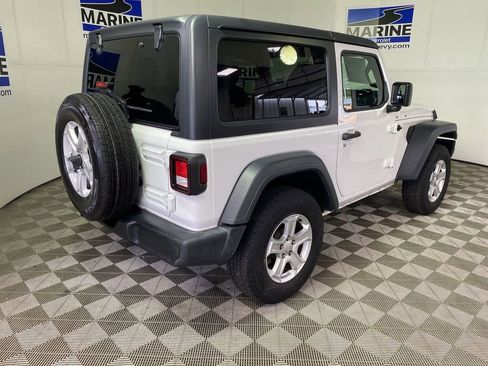 Used 2020 Jeep Wrangler Sport AWD/4WD image 13