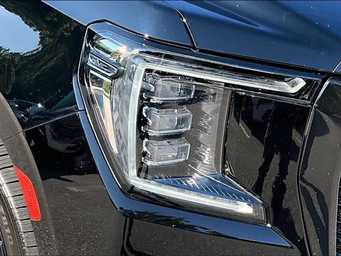 Used 2021 GMC Yukon Denali AWD/4WD image 29
