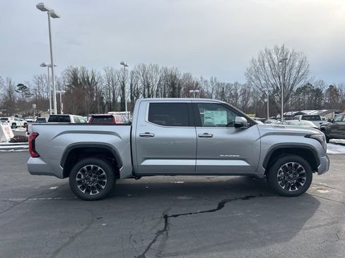 New 2026 Toyota Tundra Limited AWD/4WD image 4