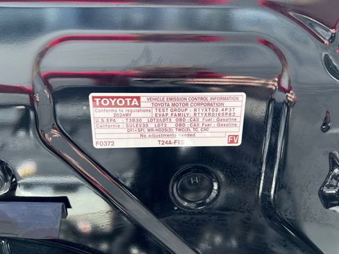 Certified 2024 Toyota Tacoma TRD Sport RWD image 10