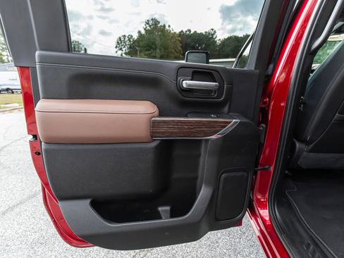 Used 2023 Chevrolet Silverado 2500 High Country w/ Z71 Off-Road Package image 27